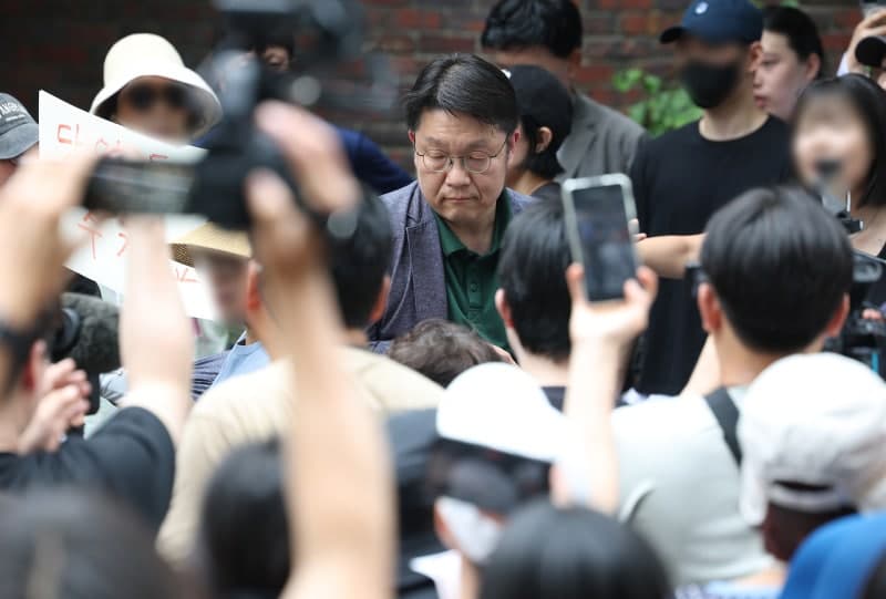 선관위 "투표용지 부족 사태 진상규명위 설치…잠실 투표소 시민 설득 중"