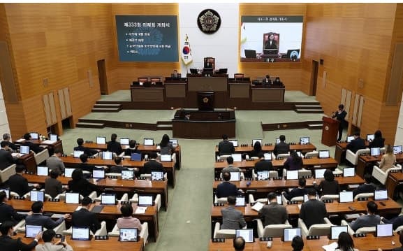 오세훈 5선 성공했지만 서울시의회는 민주당 우위…'협치 불가피'
