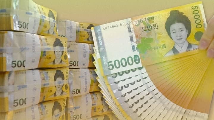 'AI 돈다발'에 속아 체포된 피싱 전달책, 징역형 집행유예