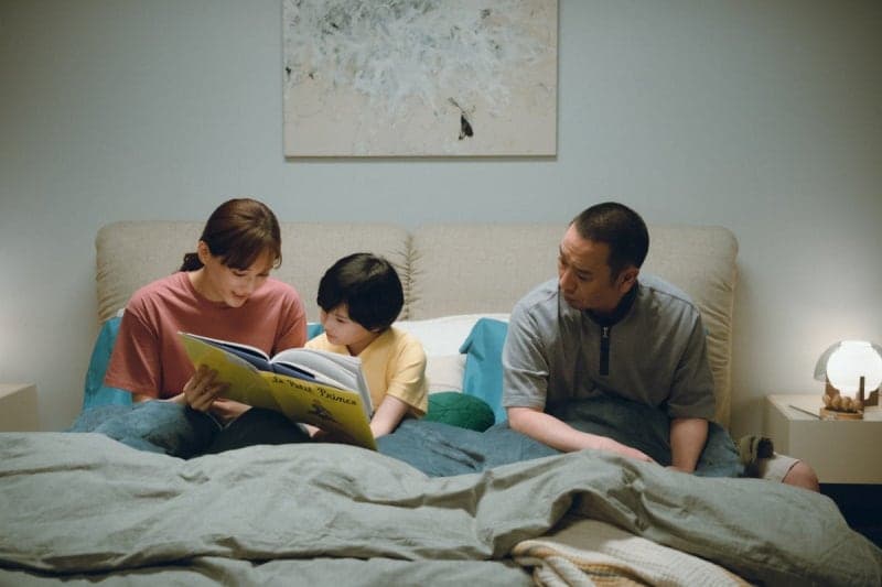 죽은 아들 대신 입양한 AI로봇이 “나는 누구냐” 묻는다면… 고레에다 감독, 챗GPT와 써보니 “첨엔 내 각본 칭찬하더니…”