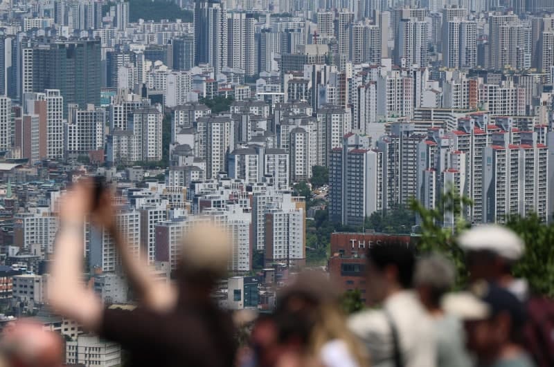 선거 끝나자 정부, "집값 비싸도 너무 비싸" 강공 예고…부동산 세제 개편 시동