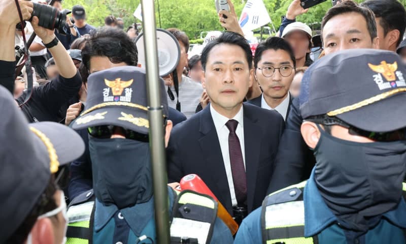 장동혁 "선관위원 전원 사퇴해야…거부 시 탄핵 추진" "투표함 반출 막지 못해 죄송"