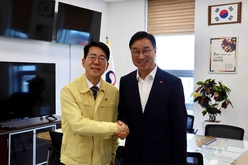 위성곤 제주지사 당선인 "제주신항, 국가관리항으로 전환해야" 해수부 장관 만나 국비 지원 요청