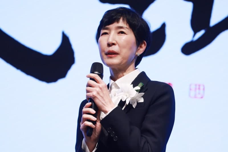 김정수 삼양식품 회장, 두 자녀에 주식 20만 주 '부담부 증여'…3세 경영권 승계 신호탄