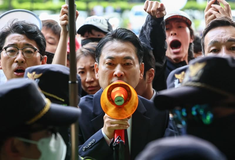 송파 개표소 대치에 野 내부설전…배현진 "투표함 지킨 시민 저항은 '소요'"