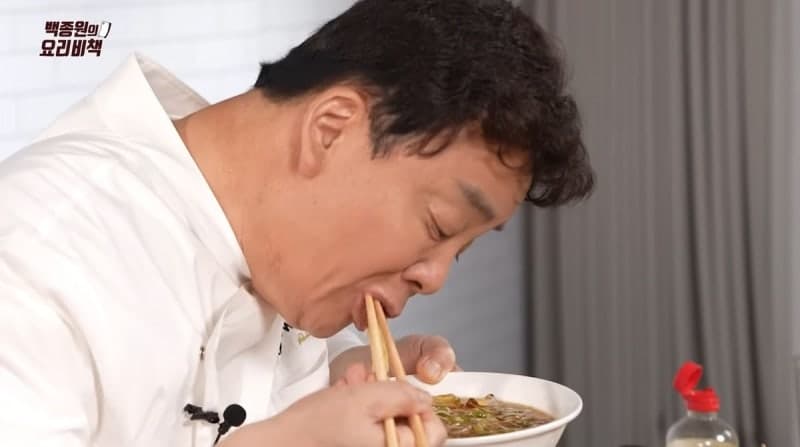 백종원, 1년 만 유튜브 복귀…한식 세계화 박차
