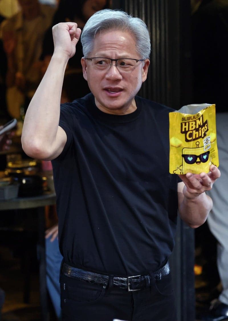 젠슨 황, 오늘 잠실 마운드 오른다…두산 박정원과 시구·시타 및 게임업계와 AI 회동