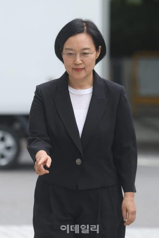 與 "한성숙 총리 후보자 지명 환영…AI 대전환 구현 적임자"