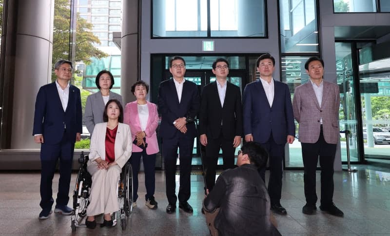 국민의힘 "'투표용지 부족 사태' 국면 전환용 총리 교체…민심 동떨어져"