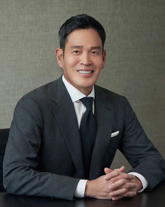 정용진 회장, 이마트·신세계프라퍼티 대표이사 맡아 "책임경영 실현"