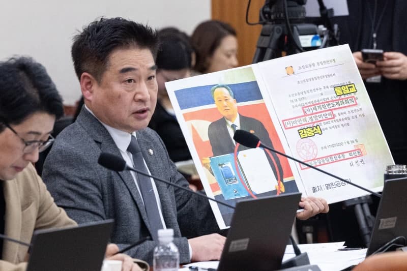 최혁진, 민주당 복당 선언…"李정부 흔드는 세력과 전면전 펼칠 것"