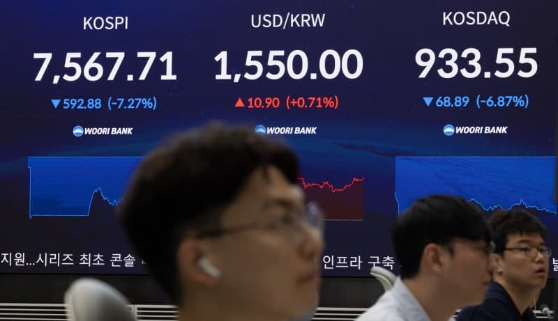 천정부지 환율에 은행권 비상…"단기 급등과 추가 상승 대비" 위기관리 긴급회의