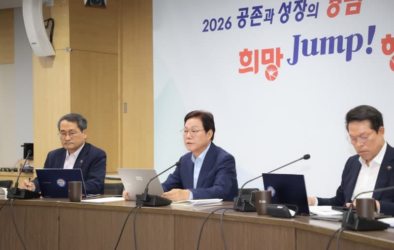 재선 성공 박완수 지사, "휴대전화·이메일 공개"…경남도 조직혁신 및 도민소통 선언