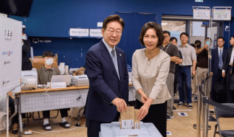 李대통령 "결론은 내 부족함"…지선 결과에 "국민의 경고"