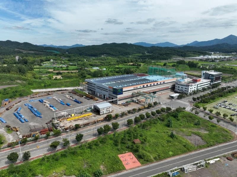 NH證 "삼전 53만·SK하닉 320만으로 목표가↑"…신한 "비에이치, 로봇 밸류체인 편입 기대"