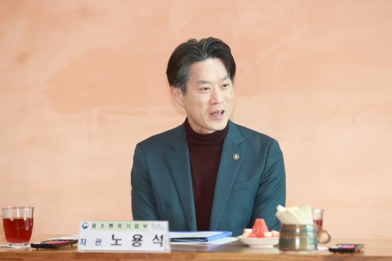 중기부, '모두의 창업' 등 성과 창출 공무원에 8400만 원 포상…"성과 내면 바로 보상"