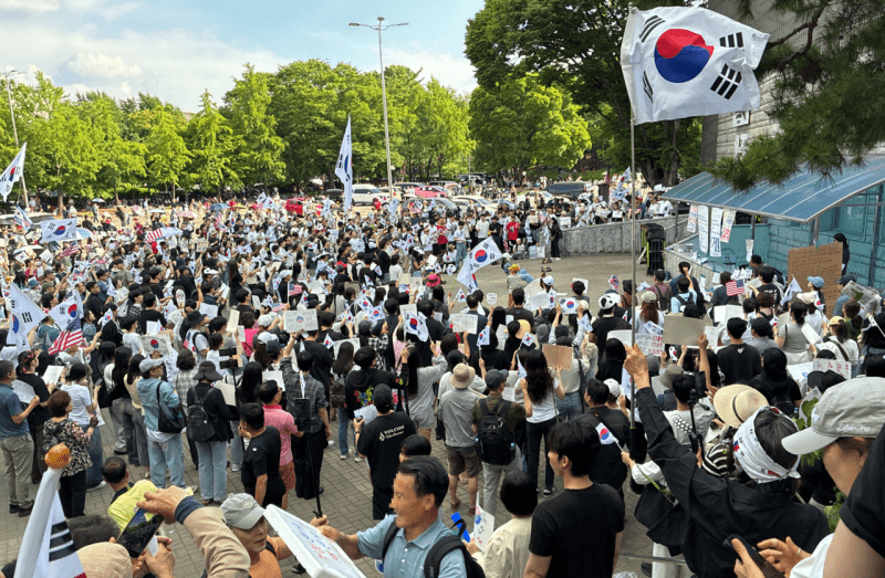 선관위 "투표용지 부족 투표소 140곳…26곳 투표 중단 후 재개"