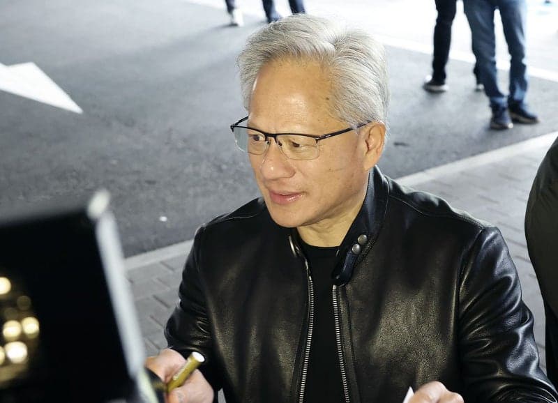젠슨 황, 서울대 학생들에게 "최고의 시기에 졸업, 부럽다"