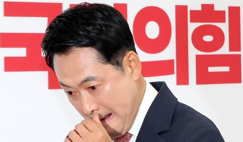 권영세 "지선은 진 선거, 장동혁 퇴진 논의해야…전면 재선거 요구는 부적절"