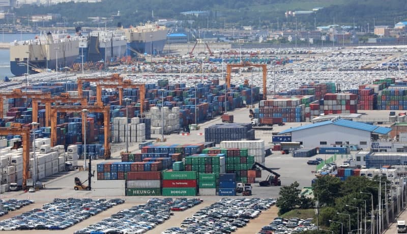 1분기 GDP 1.8% '깜짝 성장'…반도체 호황·투자 확대, GNI 9.2% 사상 최고