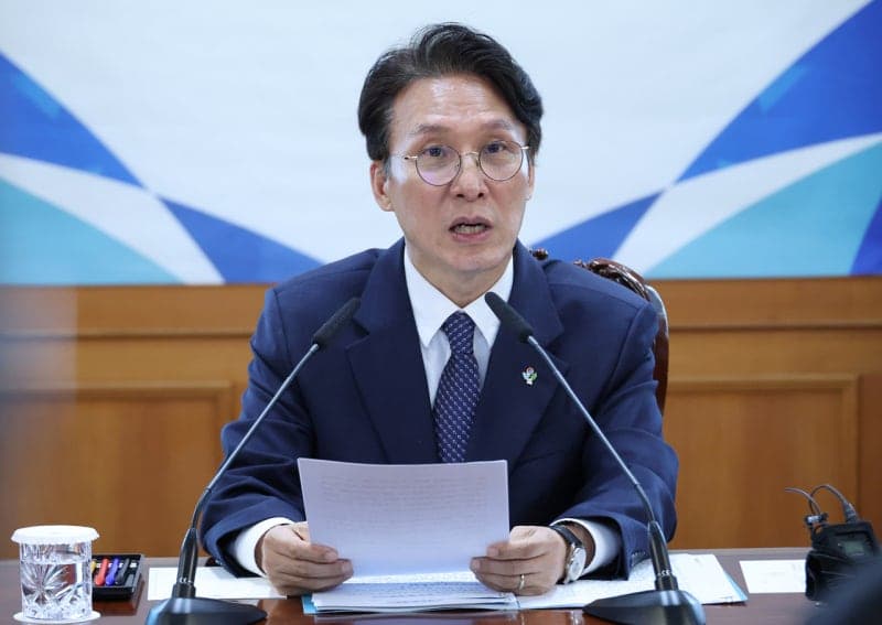 金총리 "참정권은 민주주의 근간, 청년들 문제의식 무겁게 받아들일 것"