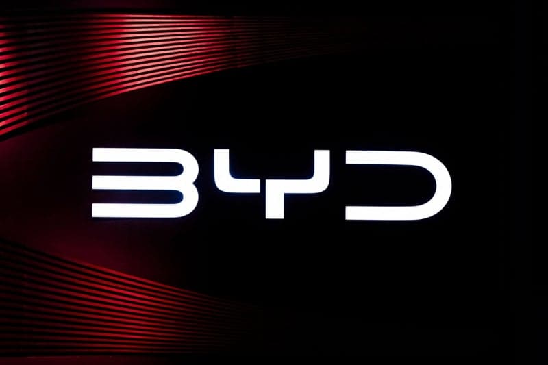 美 국방부 "알리바바·BYD·바이두 등 中인민군 지원기업" 재지정…불이익 예고