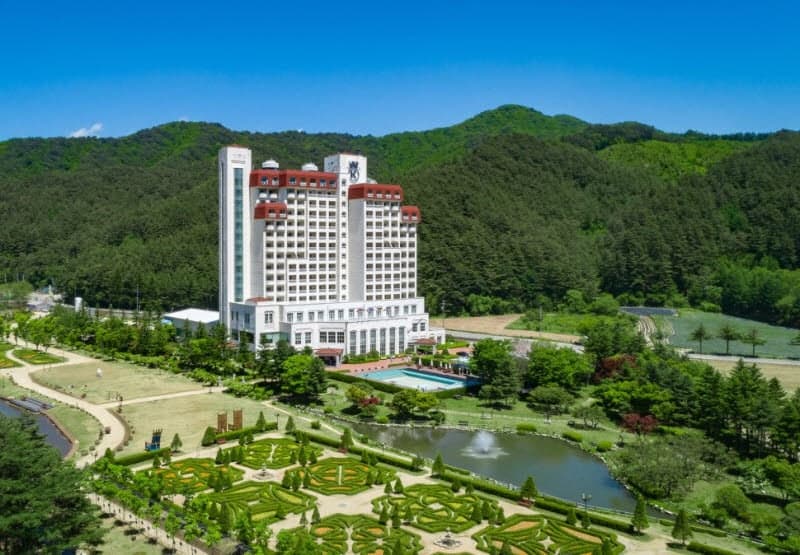"올 여름 로컬 관광 즐겨볼까" 켄싱턴호텔, '플레이케이션' 패키지 출시