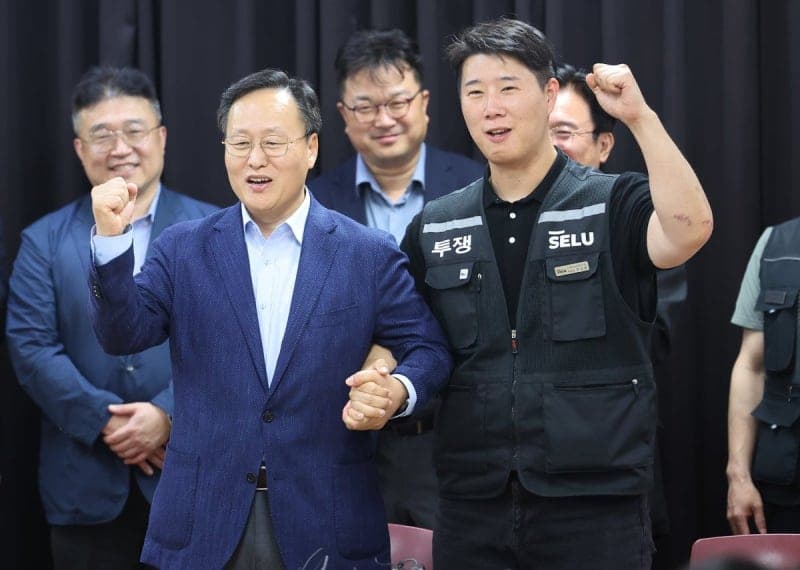 삼성전자 '성과급 협약' 후폭풍 현실화…소액주주 소송 시동