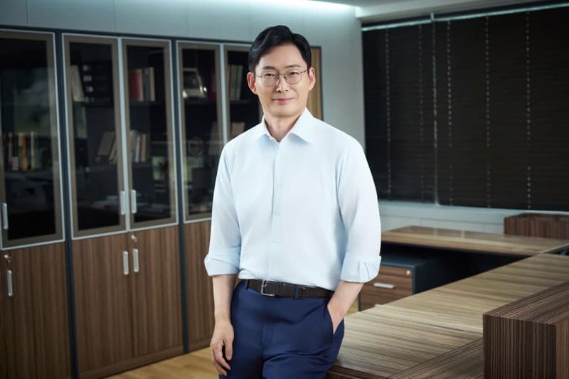 SK쉴더스 민기식 대표, 취임 1년 "AI 보안 역량 강화 속도"…네이버 D2SF, AI 보안 스타트업 투자
