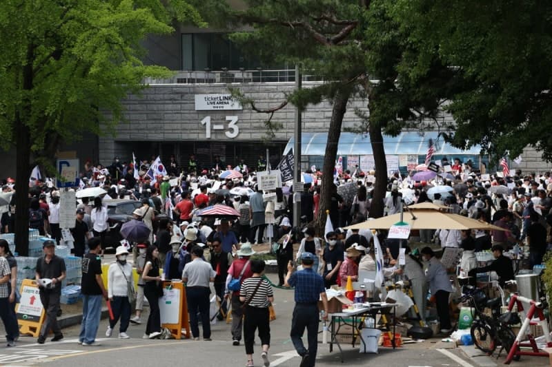 법원, 오늘 '투표용지 부족' 잠실7동 투표소 현장검증…증거 보전 절차