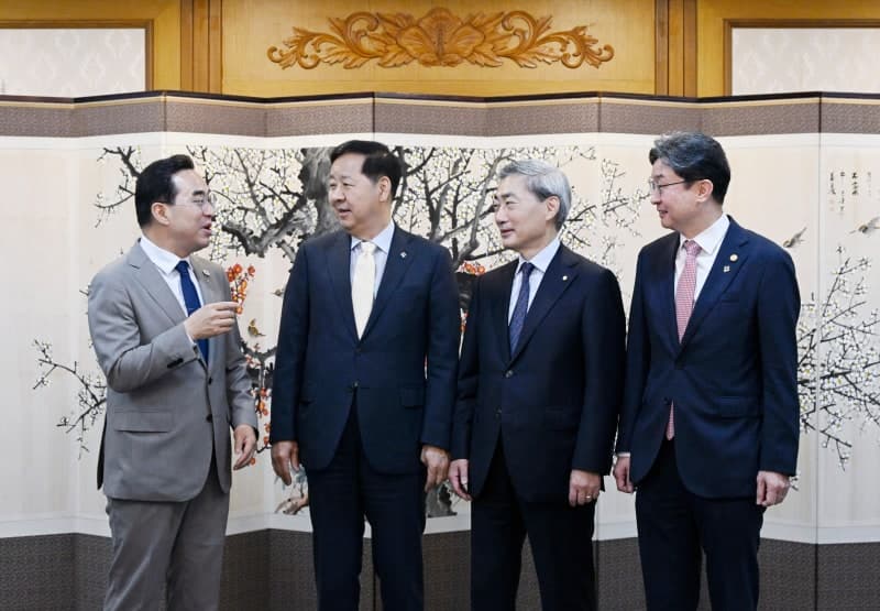 경제·금융 수장들 "늘어난 세입, 미래 투자에 활용…금융 변동성 리스크 점검"