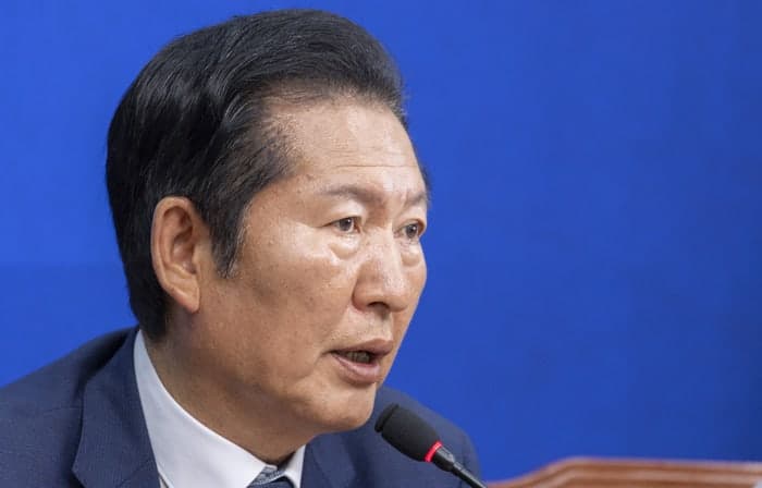 정청래 "李 대통령 지선 평가에 공감…민심 겸허히 살피겠다"