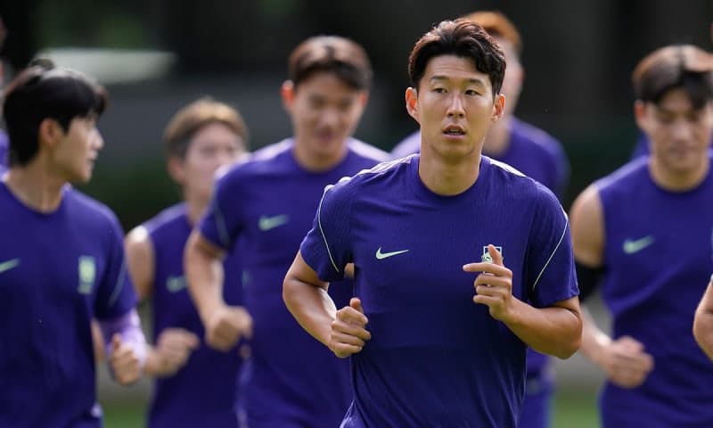 "세계적인 아이콘" 손흥민, 메시·호날두와 함께 월드컵 빛낼 '레전드' 15인 선정