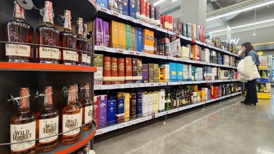 美 5월 CPI 4.2% 급등, 금리인하 기대 후퇴