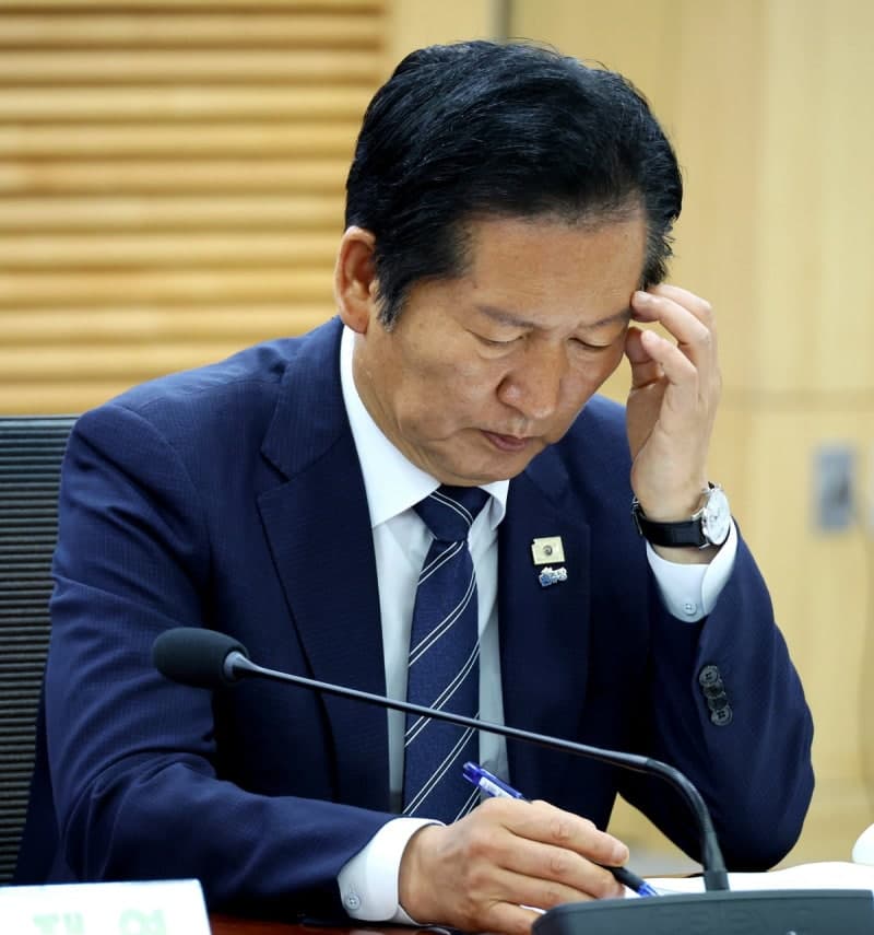 선거 끝나자 與野 모두 "대표 물러나라"…정청래-장동혁, 퇴진 요구 직면