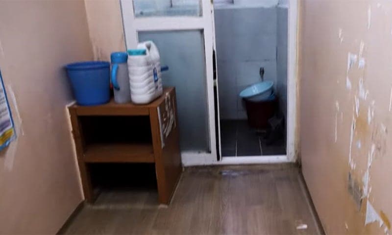 법무부, "윤석열, 방 3개 혼자 쓴다" 특혜 의혹에 구치소 독방 첫 공개하며 반박
