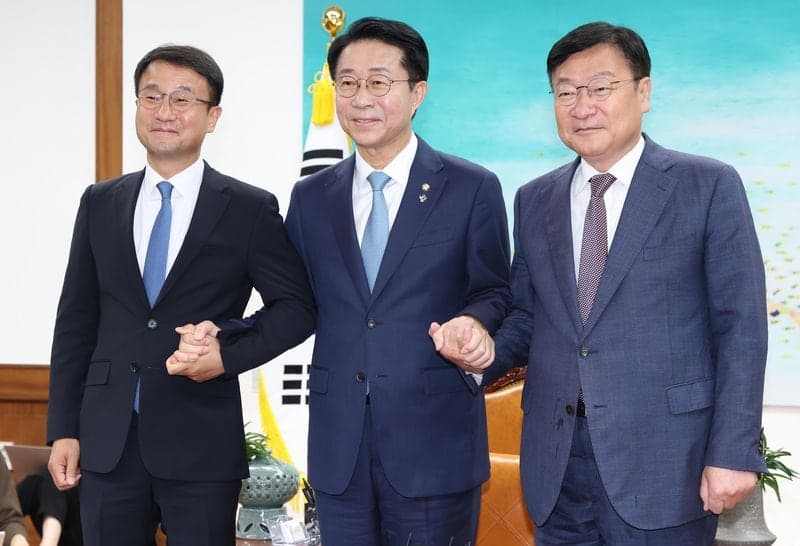 조정식 의장, 여야 원내대표 회동 "국조특위·민생법안협의체 공감"