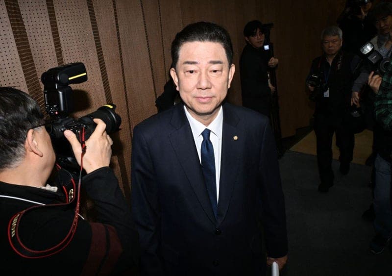 김병기 차남 취업' 빗썸에 전 보좌관도 고문으로…경찰, 대가성 의심