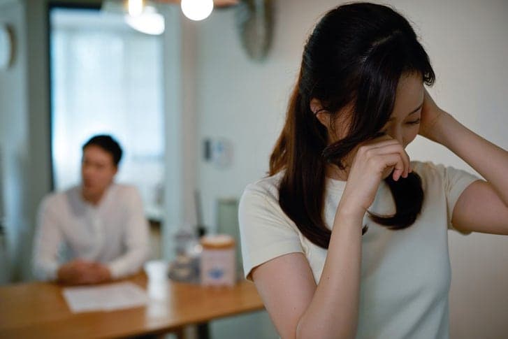 주식 1000만원 손실 숨긴 아내, 남편 "돈보다 신뢰 문제"…누리꾼 "이해한다" vs "신뢰 문제"