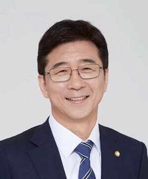 조정식 의장, 국회 사무총장에 고용진 전 의원 내정…"행정 매커니즘 이해 적임자"