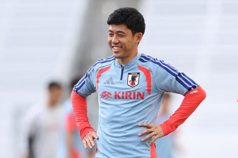 日 축구 '대형 악재' 터졌다…주장 엔도, 부상으로 월드컵 낙마 "국가대표 은퇴" 선언
