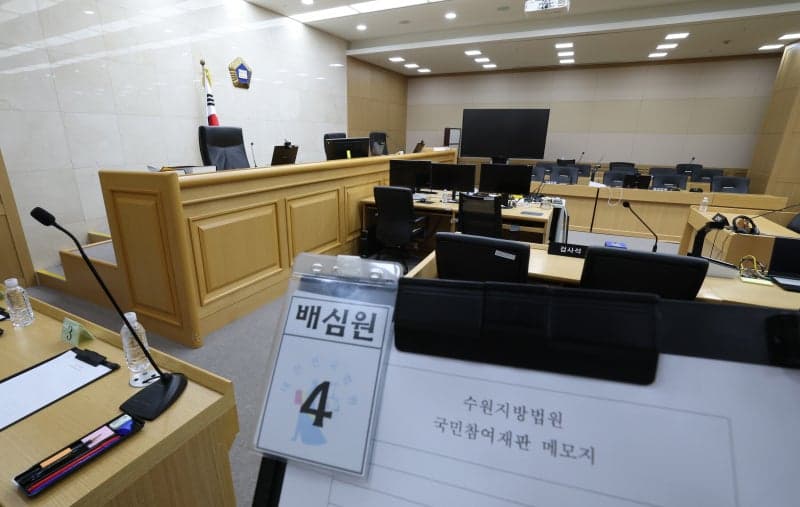 이화영 '연어 술파티' 공방 본격화…"7명 진술도 못 믿나" vs "법무부·고검도 맞다는데"