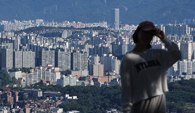 부동산·AI가 부른 복합 양극화… 청년층 '자산 사다리' 무너져 빈곤층 5년새 두 배