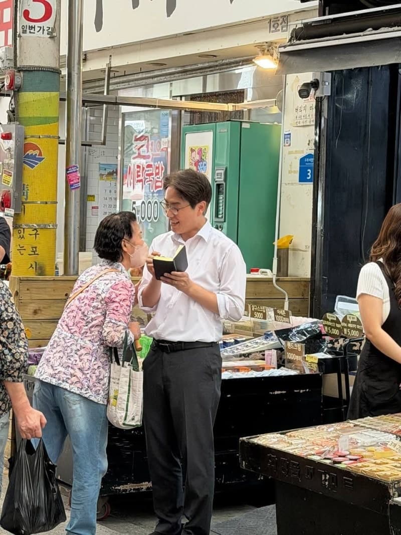 한동훈에 패한 하정우 “수첩 들고 다시 구포시장으로”