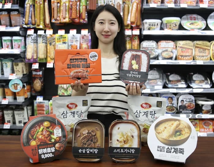 "장어덮밥에 전기구이통닭까지"…GS25, 1만원 미만 가성비 보양식 9종 출시
