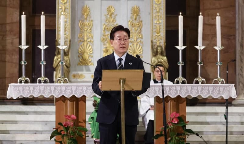 이 대통령, 6.15 정신 계승…남북 대화 재개 최선 다할 것