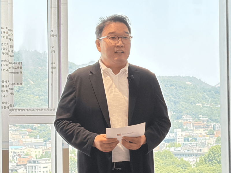 MS "AI 성과 격차, 개인보다 조직 시스템서 갈려"…일하는 방식이 달라진다
