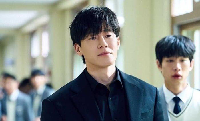 "무너진 공교육 현실, 공론장으로"…'참교육' 공개 사흘 만에 전 세계 1위