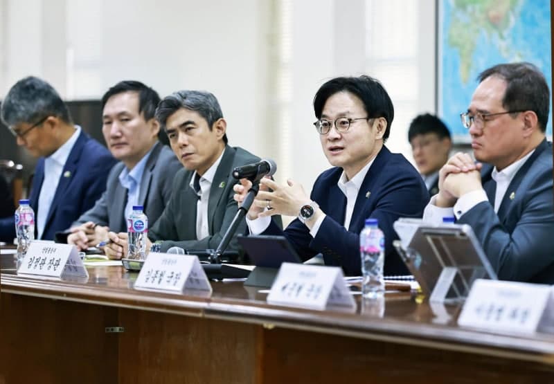 김정관 산업장관, 카타르서 "LNG 최우선 공급" 재확인…첨단산업 협력 확대