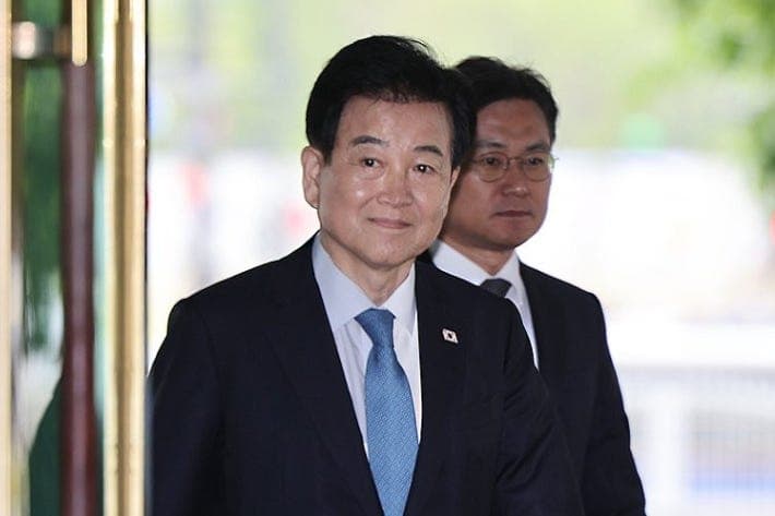 정동영 "트럼프 북미회담사진, 만남준비 의지 신호…북 침묵에 답답해도 대화의 끈 놓을 수 없어"